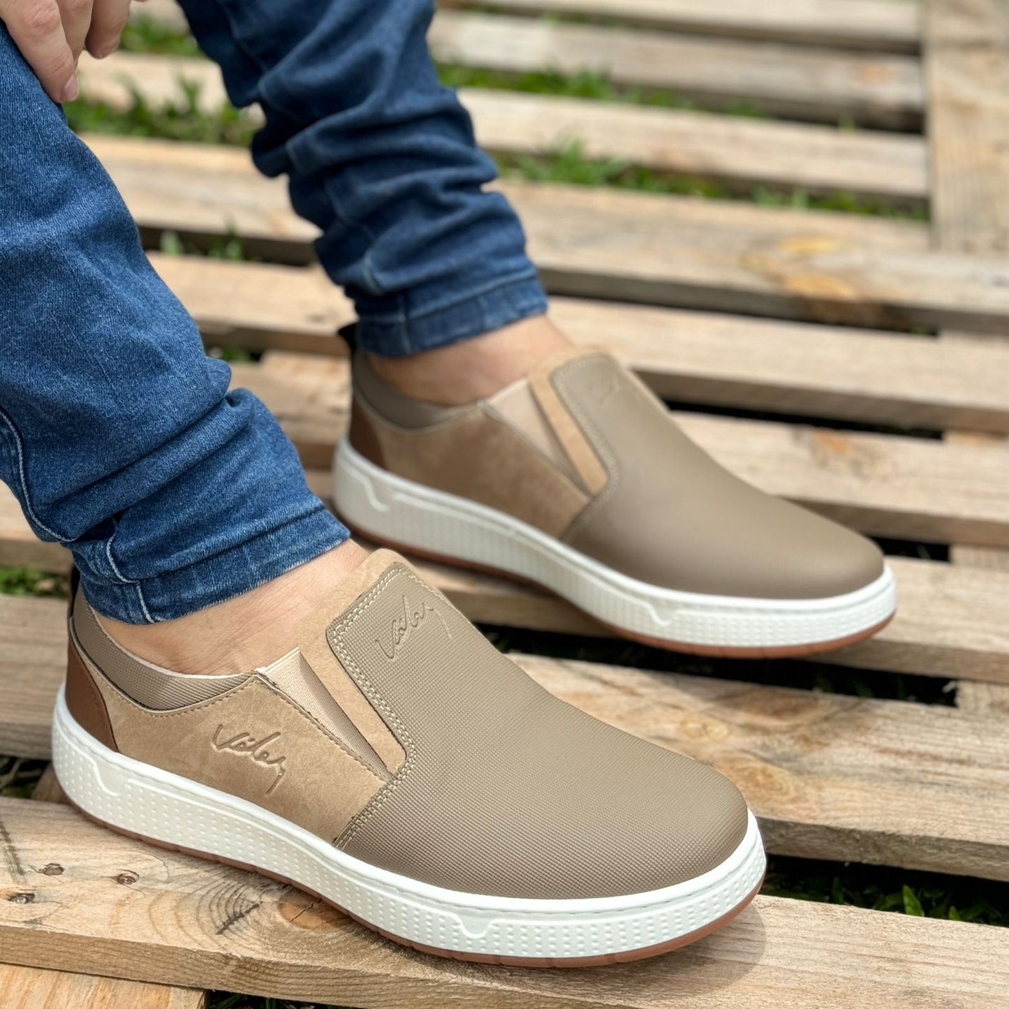 MOCASÍN VLZ CUERO GENUINO PARA HOMBRES